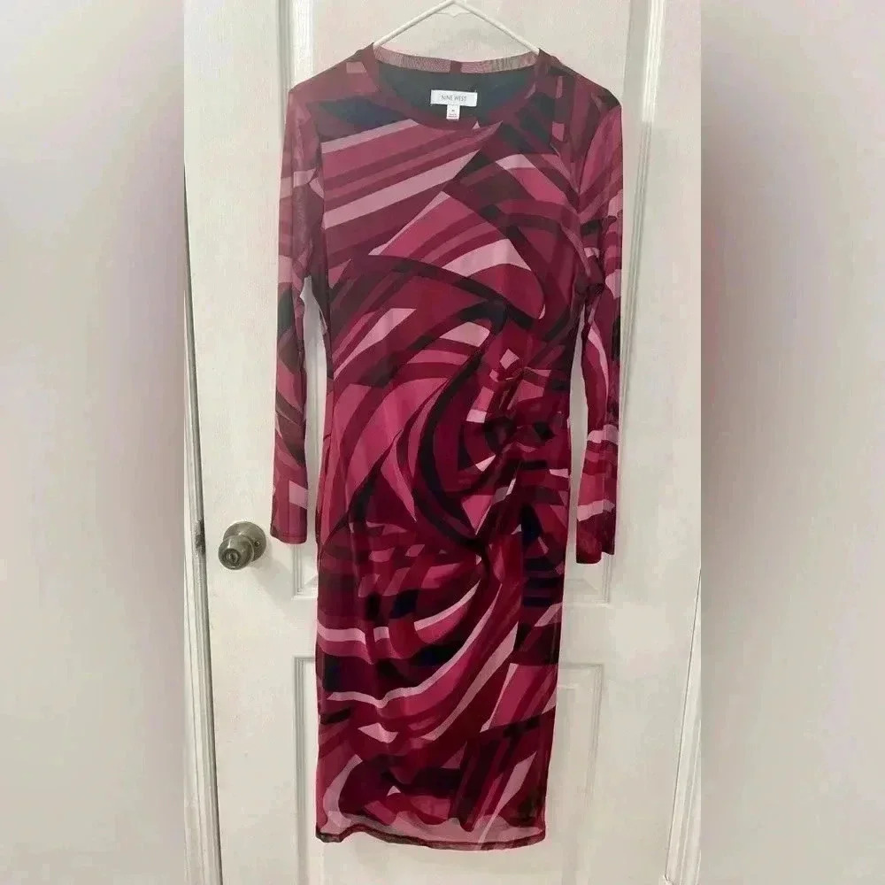 Nine West Women's Long Sleeve Ruched Side Printed Dress (Size M) - Picture 5 of 12